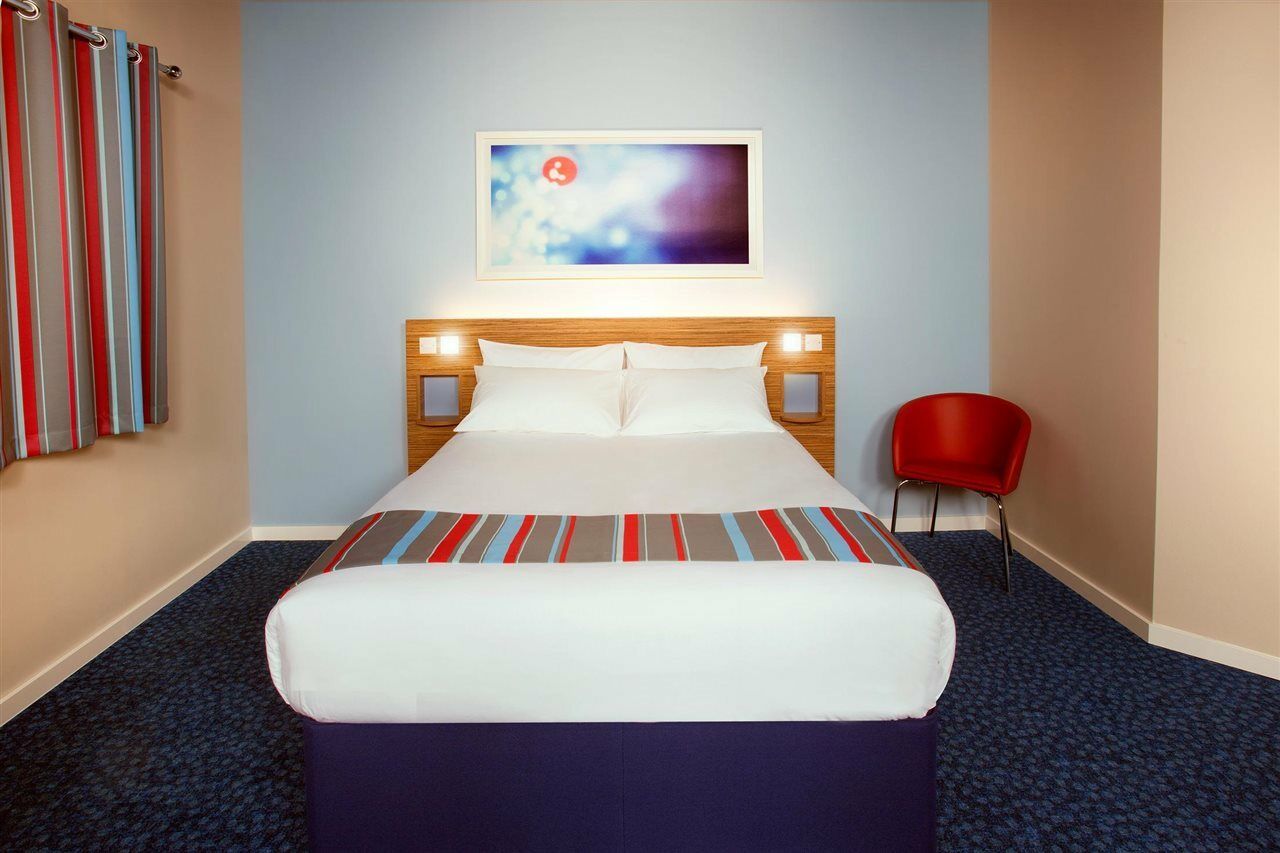 Travelodge Peterborough Alwalton Exteriör bild